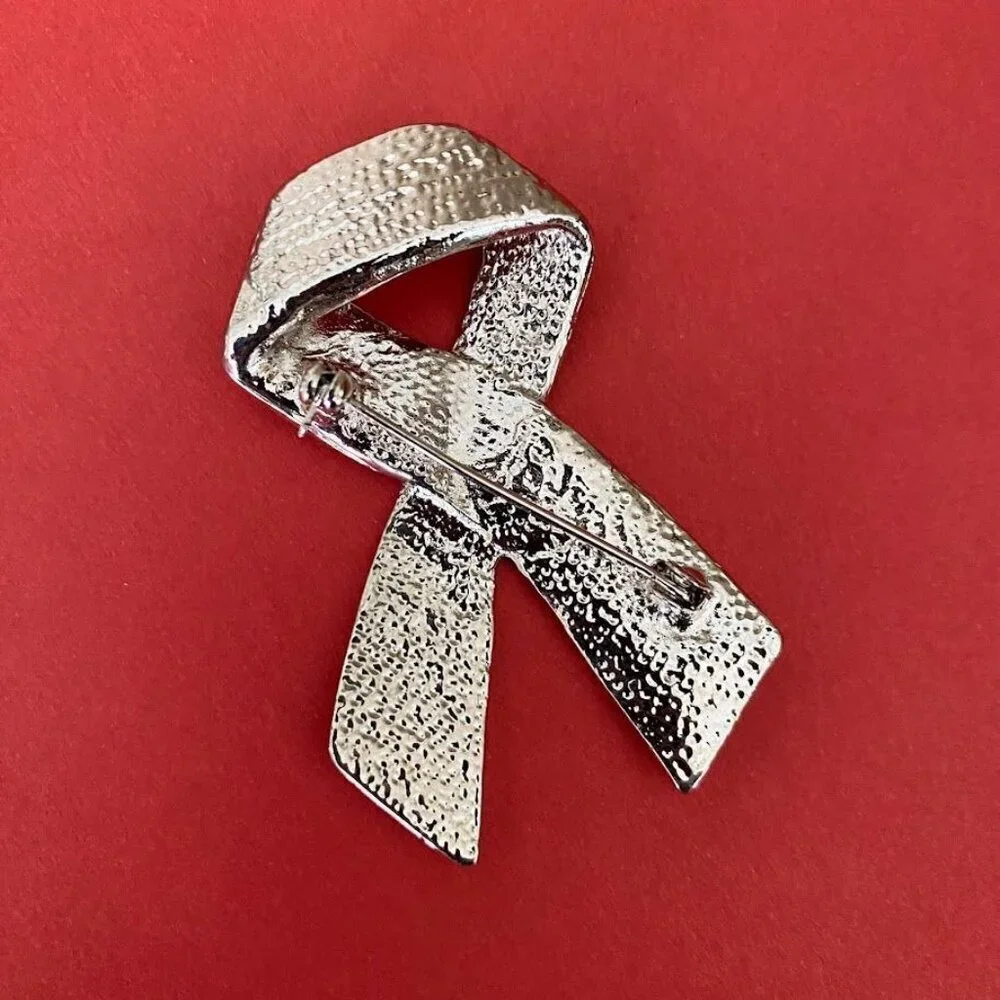 Patriotic Red White Blue Enamel and Crystal Ribbon Flag Brooch - Picture 3 of 3